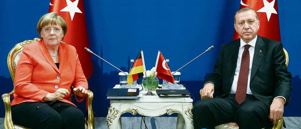 Angela Merkel bei ihrem letzten Besuch bei Erdogan im Mai 2016.