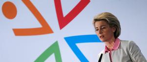 Bunte Truppe: Verteidigungsministerin Ursula von der Leyen setzt sich für eine offenere Kultur und Führung bei der Bundeswehr ein und fordert Toleranz und Offenheit.