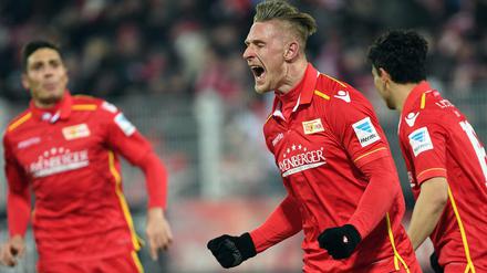 Perfekter Einstand. Sebastian Polter kam, sah und traf bei seinem ersten Spiel für seinen alten und neuen Verein.