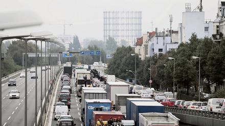 Der meistbefahrene Autobahnabschnitt liegt nicht mehr auf der A100. Auf Rang 1 liegt nun der Kölner Ring.