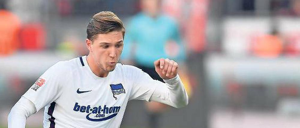 Fünf Mal Gelb. Niklas Stark fehlt Hertha BSC gegen Ingolstadt. 