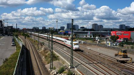 Wieder im Gleis. 500 Millionen Euro investiert die Bahn dieses Jahr in ihr Streckennetz in Berlin.