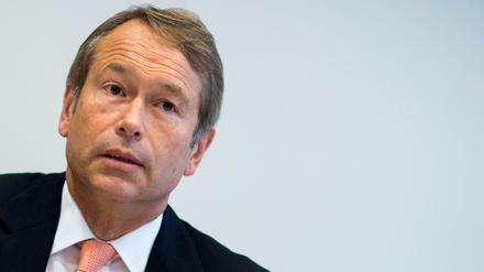 Berlins Finanzsenator Ulrich Nußbaum (parteilos) erklärt am 17.10.2014 bei einer Pressekonferenz in Berlin seinen Rücktritt zum Dezember.
