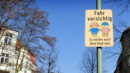Auch Eltern gefährden Schulkinder durch rücksichtsloses Fahren auf dem Schulweg.