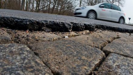 Viele Straßen müssen saniert werden. Viele Pläne gibt es.