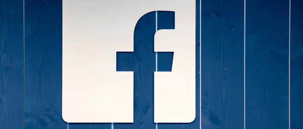Prozess in Würzburg: Muss Facebook Lügen löschen?