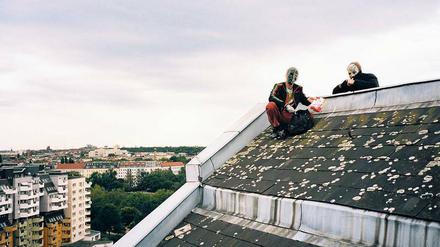 Die Mitglieder der Crew "Berlin Kids" haben keine Angst vor großen Höhen. 