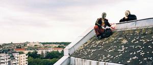 Die Mitglieder der Crew "Berlin Kids" haben keine Angst vor großen Höhen.