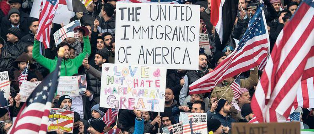 Die Protestaktionen gegen Trumps Politik gehen weiter.