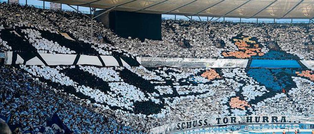 Schöne Stimmung, mieses Spiel. Im Halbfinale vor zehn Monaten war Hertha dem BVB klar unterlegen. Mit dieser Erfahrung treten die Berliner nun in Dortmund an. 