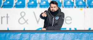 Weiß, wo es langgeht. Trainer Ismail Atalan hat aus den Sportfreunden Lotte einen ambitionierten Drittliga-Klub sowie einen echten Pokalschreck gemacht. 