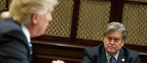 Der finstere Mastermind hinter US-Präsident Donald Trump? Ideologieberater Stephen Bannon. 