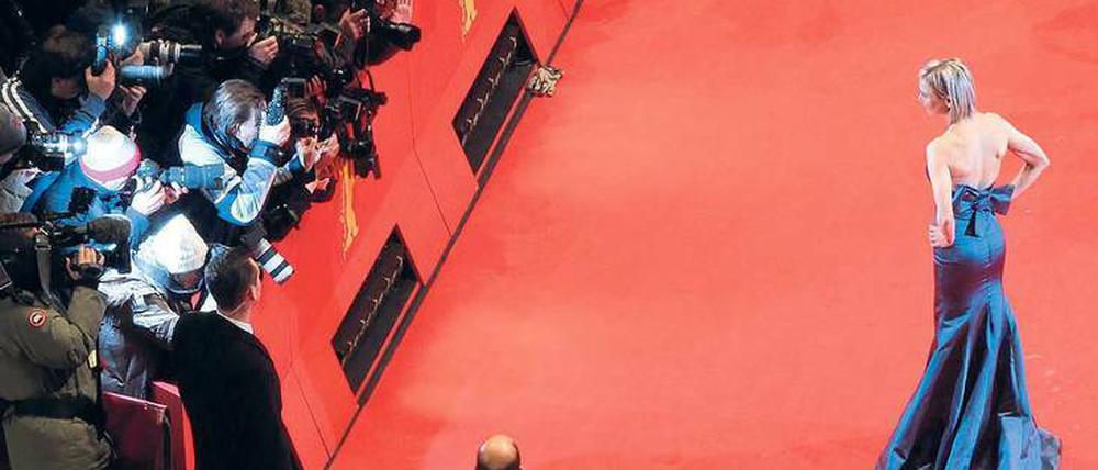 Schaulaufen im Blitzlicht. Am Donnerstag geht es wieder los. Da werden die die Berliner Filmfestspiele eröffnet.