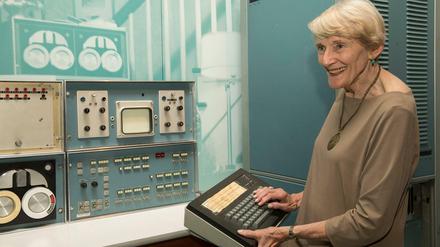 Mary Allen Wilkes (78), Computerpionierin aus Cambridge (USA) mit dem ersten Personalcomputer von 1963, den sie entwickelte.