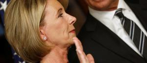 Schwört auf die Bibel, aber nicht auf den Staat. Betsy DeVos.