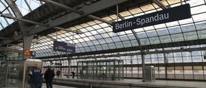 Kein Zug wird kommen. Fahrten des RE6 fallen aus.