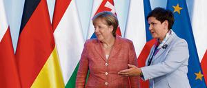 Kanzlerin Merkel und Polens Regierungschefin Szydlo im vergangenen August in Warschau.