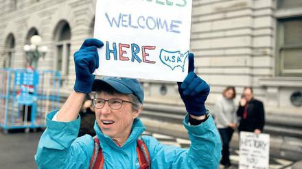 Flüchtlinge willkommen: Eine Demonstrantin in San Francisco 