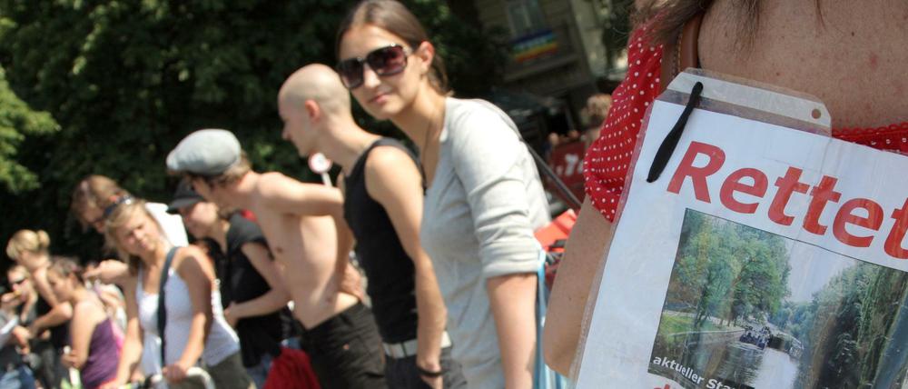 2007 protestierten Anwohner gegen Kahlschlag am Landwehrkanal.