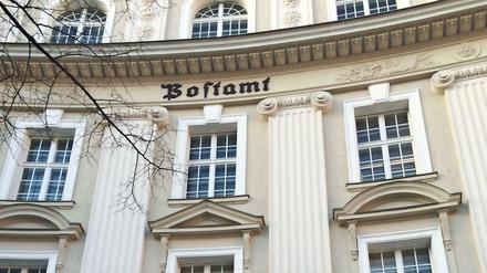 Die Post in Friedenau bleibt mittags eine Stunde geschlossen.