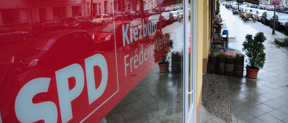 Hereinspaziert ins Kiezbüro! Parteien wie SPD, FDP und CDU freuen sich über Aufnahmeanträge.