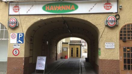 Der Zugang zum Club am Morgen danach.