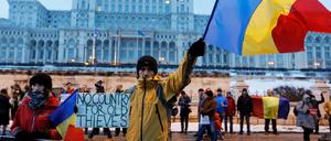 Protest in Rumänien gegen das Vorhaben der Regierung. 
