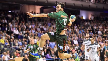 Petar Nenadic, hier im Heimspiel gegen Kiel, war erfolgreichster Werfer beim ersten Gruppenspiel im EHF-Pokal.