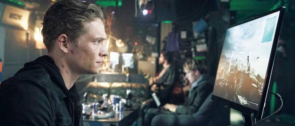Im Wettbewerb um die Kunden setzen Video-Streamingdienste auf Eigenproduktionen, möglichst mit lokaler Anbindung. Matthias Schweighöfer hat für Amazon Prime Video die Serie "You Are Wanted" produziert und steht auch vor der Kamera. Starttermin ist der 17. März.