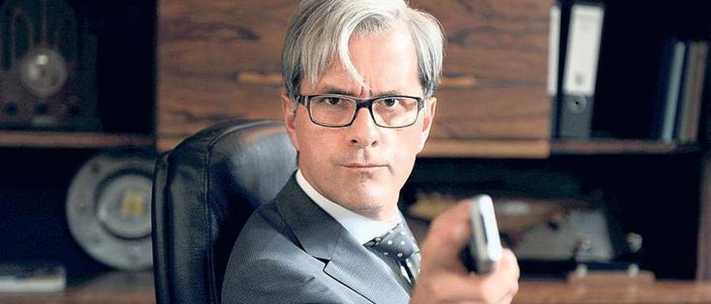 Der Kölner Ausländerbeauftragte Dr. Ludwig Sarheimer (Christoph Maria Herbst) hat Türken am liebsten - in der Türkei.