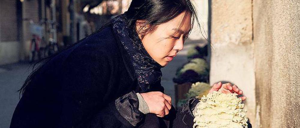 Kummer und Kohl. Younghee (Kim Minhee) findet wieder zu sich, nach dem Ende einer Affäre.