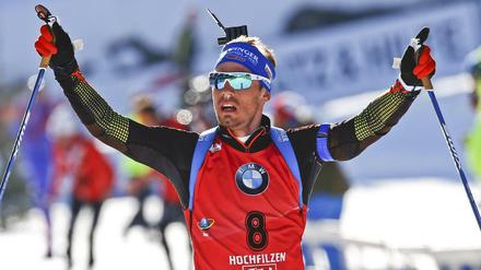 Endlich. Auch Simon Schempp hat nun seine WM-Einzelmedaille.