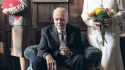Sein letzter Geburtstag. Bruno Ganz als 90-jähriger Altkommunist. 