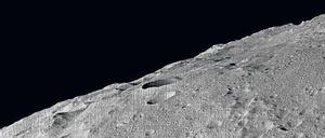 Zumindest aus 385 Kilometer Entfernung wirkt Ceres ziemlich „tot“.