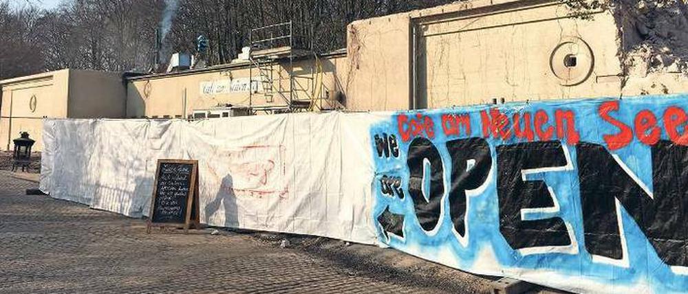Alter Beton. Vor dem Café am Neuen See läuft der Abriss. 