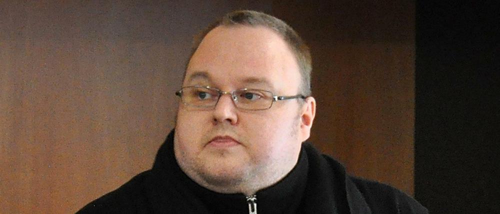 Der deutsche Internetunternehmer Kim Dotcom sitzt am 2015 in Auckland, Neuseeland, während einer Anhörung vor dem Landgericht. Dotcom darf in die USA ausgeliefert werden. Das entschied ein Gericht in Neuseeland.