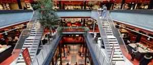 Mehr als 90.000 Medieneinheiten wurden während der Arbeiten um- und neu eingeräumt. 