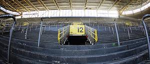 Borussia Dortmund muss nach den massiven Beleidigungen gegen RB Leipzig seine Südtribüne für die Partie gegen den VfL Wolfsburg sperren. 