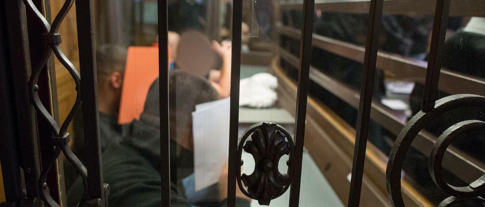 Insgesamt zehn Hells Angels stehen vor Gericht. (Archiv)