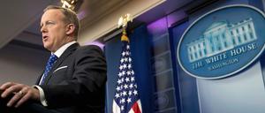 Der Pressesprecher des Weißen Hauses, Sean Spicer, am 21.02.2017 im Weißen Haus während der täglichen Pressekonferenz.