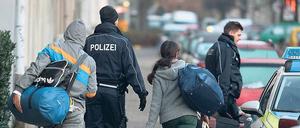 Ohne Perspektive. In Berlin leben mehr als zehntausend Menschen, die abgeschoben werden sollen.