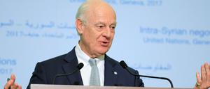 Staffan de Mistura während einer Pressekonferenz der Friedensgespräche in Genf.