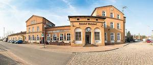 Außen hui, innen: so lala. Der Bahnhof entstand ab 1878. 