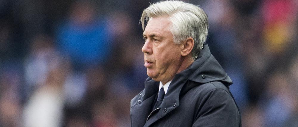 Carlo Ancelotti spendet nach seiner Geste Geld.