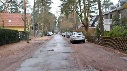 Der Ausbau der Kurpromenade soll 2017 beginnen. Typisch für das Siedlungsgebiet sind die unbefestigten Randstreifen.