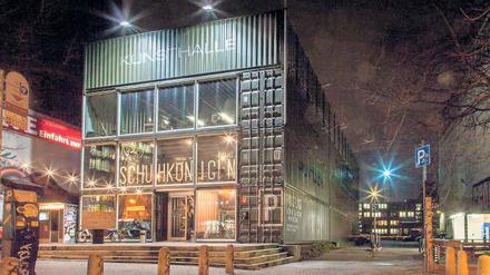 Teures Blech. Für die Container-"Kunsthalle" wird ein Käufer gesucht.