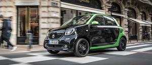 Vier Sitze, ein Elektromotor. Erstmals präsentiert Smart auch einen elektrischen Forfour. 