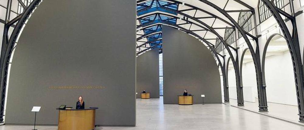 Altar des Versprechens. Adrian Pipers Installation „The Probable Trust Registry“. 