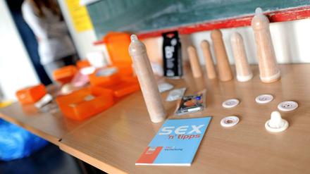 Aufgeklärt. Schülerinnen und Schüler in der Pubertät lernen in der Schule auch etwas über sexuelle Orientierungen.