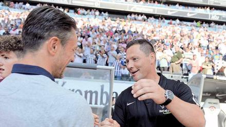 Ich grüße Dich. Nico Kovac (links) und Herthas Trainer Pal Dardai kennen sich schon seit Jahren.